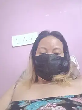 Bristy BigBoobs online show from July 28, 2026, 5:01 pm