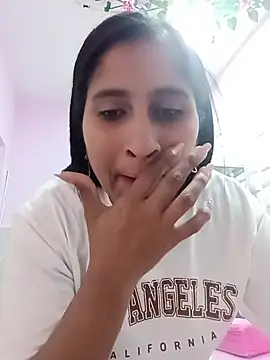 SofiaMendez1  online show from July 28, 2026, 4:39 pm