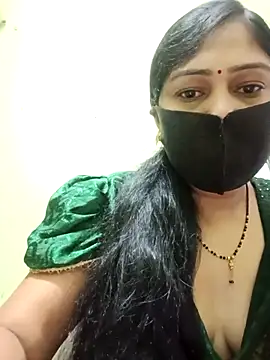 Pinki-girl online show from May 16, 2026, 6:32 am