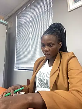 Snapshot of Siwe30 chatting on June 11, 2026, 6:33 am Siwe30 online show from June 11, 2026, 6:33 am