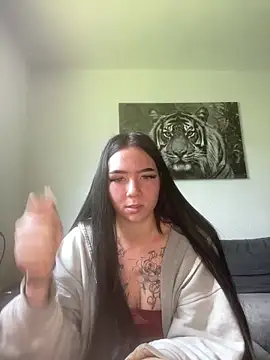 Snapshot of zoeelinks chatting on April 16, 2026, 10:16 am zoeelinks online show from April 16, 2026, 10:16 am