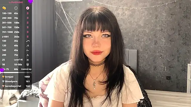 EmilyEmbears online show from May 21, 2026, 6:42 am