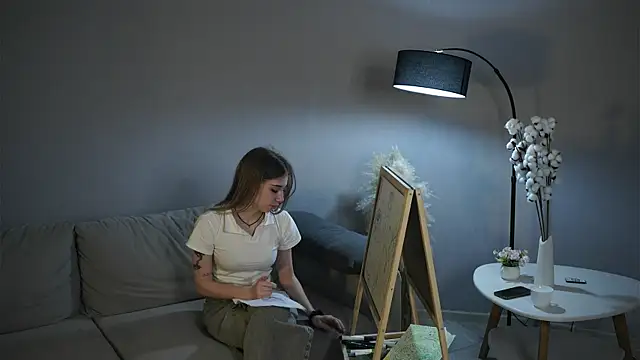 AubreyHoltry online show from April 2, 2026, 1:09 pm