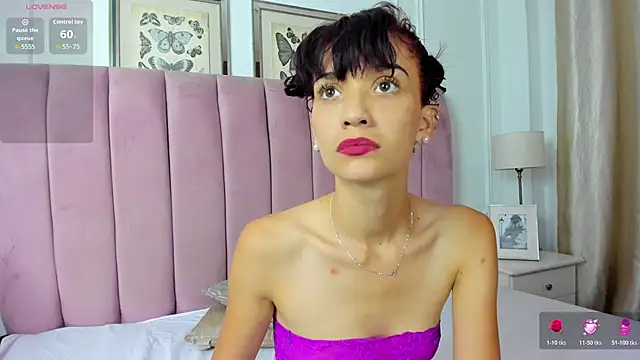 Alexa fox669 online show from May 23, 2026, 1:37 pm