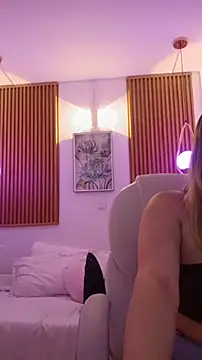 jenny Dream  online show from May 20, 2026, 3:56 am