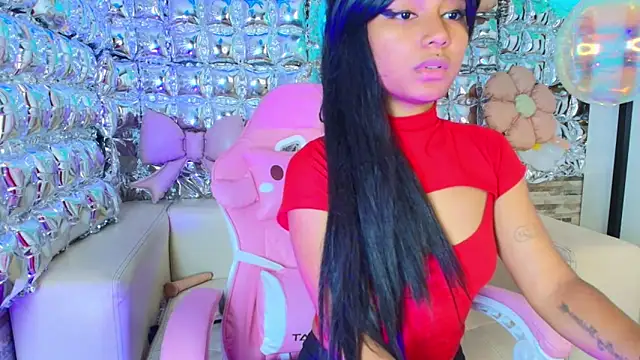 Snapshot of candy-paris chatting on June 10, 2026, 2:49 pm candy-paris online show from June 10, 2026, 2:49 pm