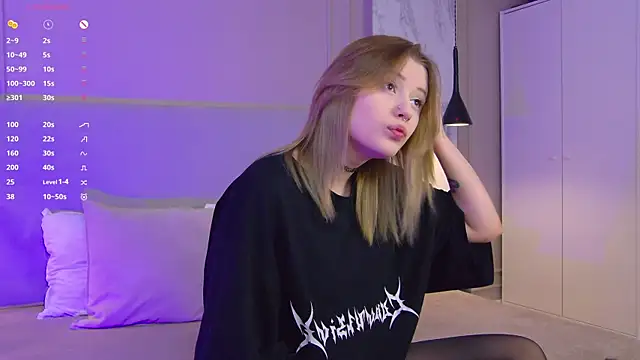 Snapshot of Mila_blum chatting on May 4, 2026, 4:47 pm Mila blum online show from May 4, 2026, 4:47 pm
