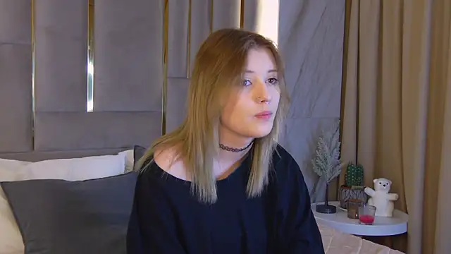 Snapshot of Mila_blum chatting on May 7, 2026, 6:13 pm Mila blum online show from May 7, 2026, 6:13 pm