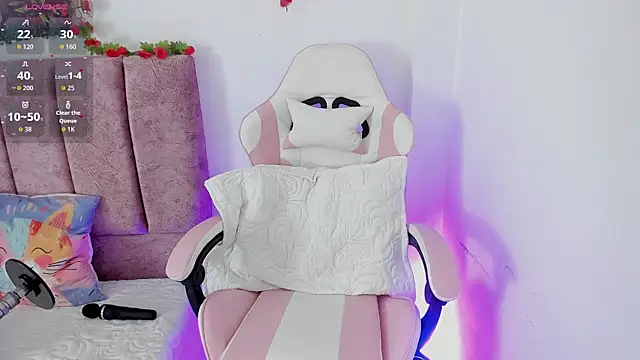 alisson boobs   online show from May 26, 2026, 11:56 pm
