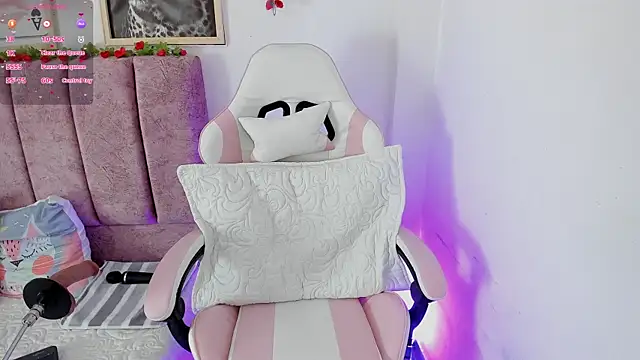 alisson boobs   online show from July 22, 2026, 1:03 pm