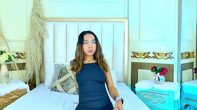 LaraBelmon online show from July 23, 2026, 3:04 am