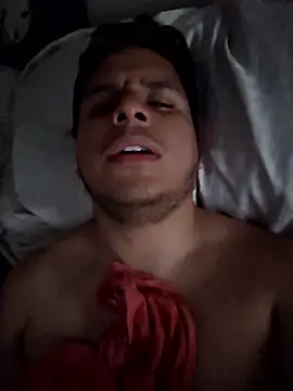 Snapshot of Santi_DRaptor chatting on April 2, 2026, 7:17 am Santi DRaptor online show from April 2, 2026, 7:17 am