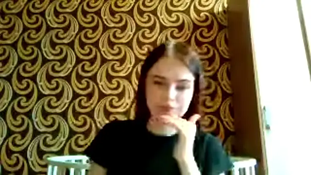 KikiAmino online show from May 23, 2026, 5:23 am