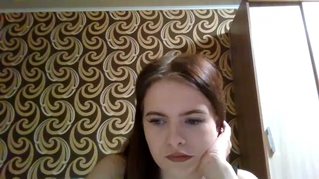 KikiAmino online show from May 29, 2026, 5:27 am