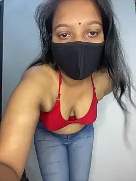 Snapshot of Monika_6999 chatting on May 11, 2026, 8:31 am Monika 6999 online show from May 11, 2026, 8:31 am