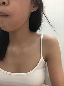Yenlisu3Zie online show from May 14, 2026, 1:51 pm