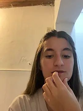 Snapshot of Malvitaxx chatting on April 4, 2026, 5:49 am Malvitaxx online show from April 4, 2026, 5:49 am