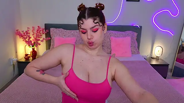 moneyforPeaches online show from April 28, 2026, 4:23 pm
