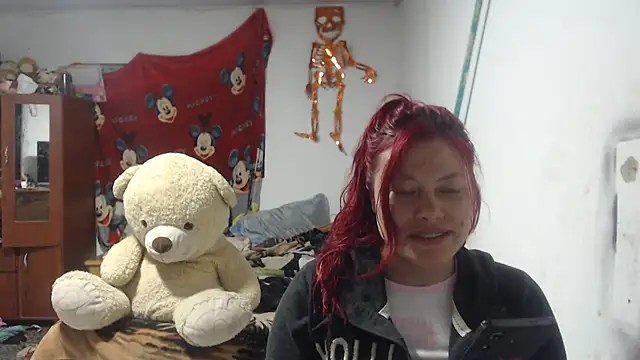 Snapshot of amber_squirtsx chatting on August 4, 2026, 12:47 am amber squirtsx online show from August 4, 2026, 12:47 am