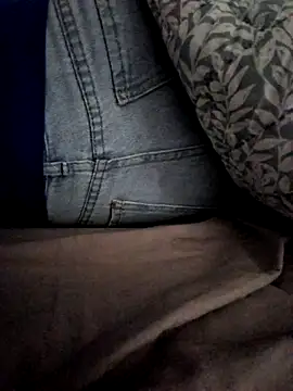 francochev273 online show from April 2, 2026, 6:38 pm