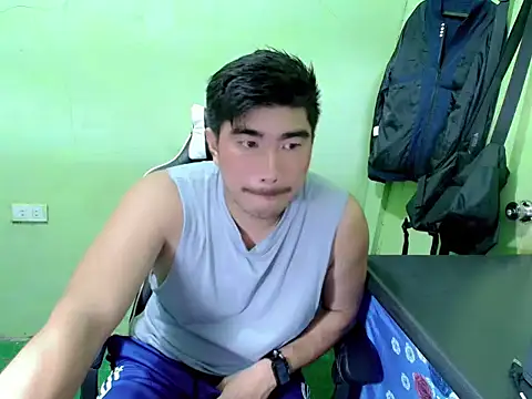 Snapshot of Hunkfireman chatting on May 15, 2026, 11:45 pm Hunkfireman online show from May 15, 2026, 11:45 pm