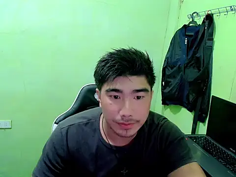 Snapshot of Hunkfireman chatting on May 27, 2026, 11:57 pm Hunkfireman online show from May 27, 2026, 11:57 pm