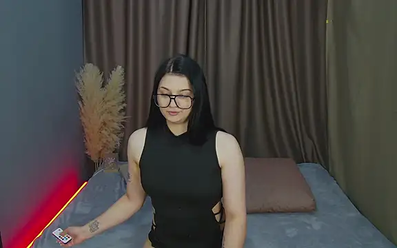 Snapshot of JennyJordans chatting on May 11, 2026, 4:37 pm JennyJordans online show from May 11, 2026, 4:37 pm