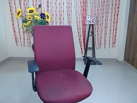 Snapshot of Kinky_babyy chatting on May 17, 2026, 4:03 pm Kinky babyy online show from May 17, 2026, 4:03 pm