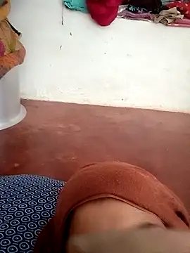 Snapshot of Saloni_sexe chatting on July 25, 2026, 9:07 am Saloni sexe online show from July 25, 2026, 9:07 am