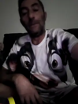 danko2979 online show from May 3, 2026, 10:49 pm
