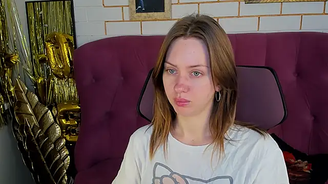 MeganClapp online show from May 30, 2026, 5:48 am