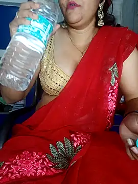 Snapshot of Riyashrma001 chatting on April 9, 2026, 3:50 pm Riyashrma001 online show from April 9, 2026, 3:50 pm