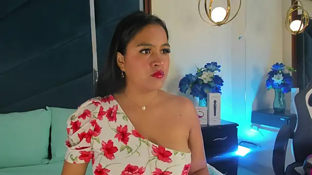 Snapshot of AprilMiiller chatting on April 18, 2026, 1:26 pm AprilMiiller online show from April 18, 2026, 1:26 pm