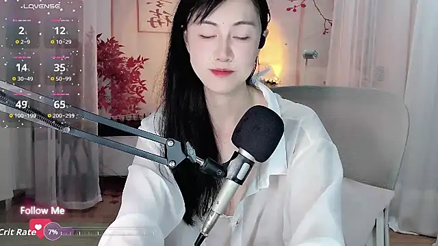 noomi-1111 online show from July 24, 2026, 2:15 pm