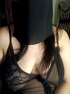 Snapshot of Amira_Egypt chatting on April 3, 2026, 10:52 pm Amira Egypt online show from April 3, 2026, 10:52 pm