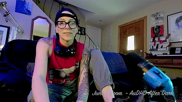 Snapshot of juneafterhours chatting on May 2, 2026, 11:54 pm juneafterhours online show from May 2, 2026, 11:54 pm