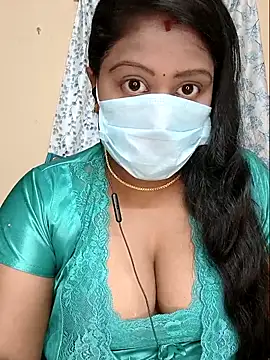 Snapshot of Romantic_Woman chatting on April 21, 2026, 1:50 pm Romantic Woman online show from April 21, 2026, 1:50 pm