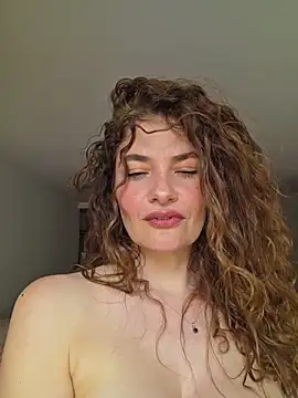 CelineBoyer  online show from May 24, 2026, 7:19 pm