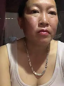 Snapshot of candy-beo chatting on May 3, 2026, 6:19 am candy-beo online show from May 3, 2026, 6:19 am