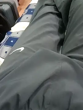 Snapshot of minkzz0 chatting on April 14, 2026, 2:01 pm minkzz0 online show from April 14, 2026, 2:01 pm