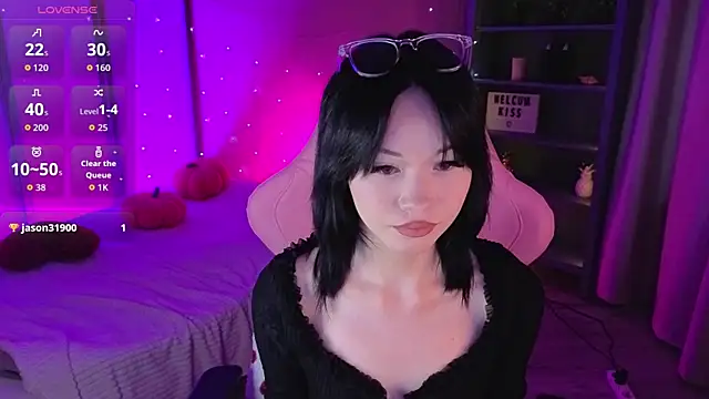 Snapshot of LilySparkls chatting on April 30, 2026, 3:29 pm LilySparkls online show from April 30, 2026, 3:29 pm