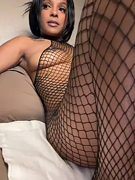 Snapshot of AreeAmor chatting on April 14, 2026, 10:21 am AreeAmor online show from April 14, 2026, 10:21 am