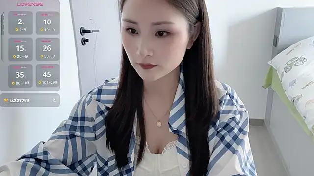 Huangyouyou online show from April 12, 2026, 8:30 am