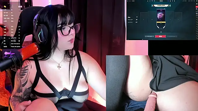 Snapshot of EternaAura_ chatting on June 12, 2026, 1:43 pm EternaAura online show from June 12, 2026, 1:43 pm