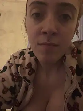 lilocababy online show from April 15, 2026, 9:15 pm