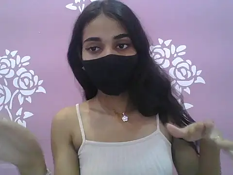 Shanaya xo online show from July 26, 2026, 4:58 pm