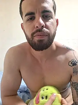 leoxxxgato online show from April 14, 2026, 4:13 pm