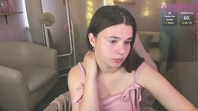 Kacey Love online show from June 28, 2026, 1:28 pm