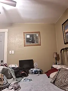 Mijaaaa12121 online show from April 13, 2026, 3:45 am