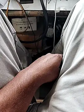 X-boy-11 online show from April 6, 2026, 10:27 am